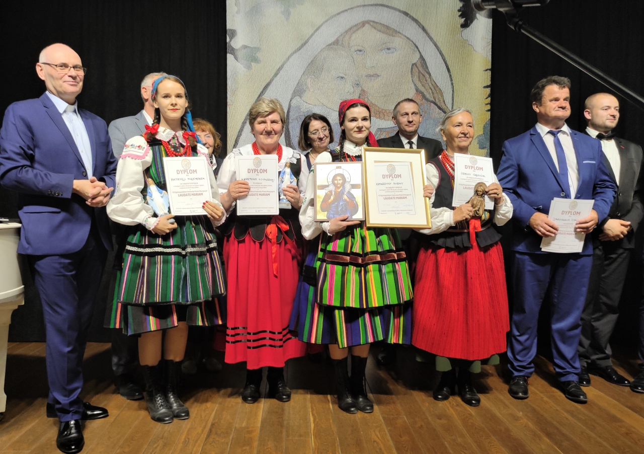 Zdjęcie laureatów