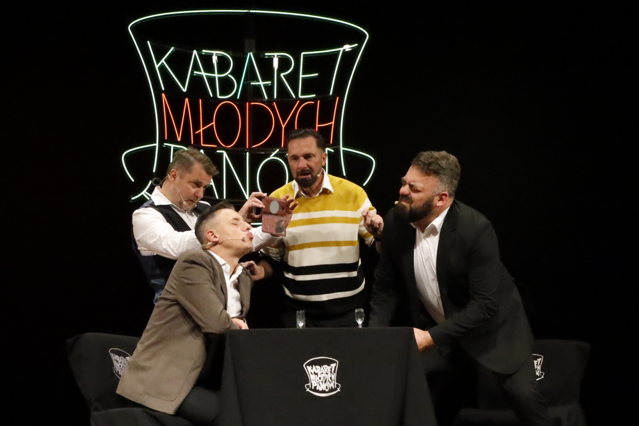 Od lewej Bartosz Demczuk, Mateusz Banaszkiewicz, Robert Korólczyk i Łukasz Kaczmarczyk w swoim nowym programie!