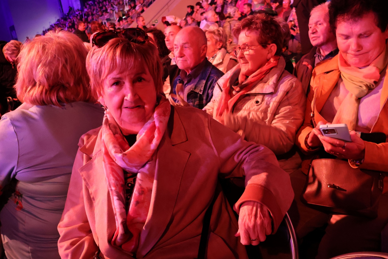Seniorzy na Arenie Lodowej