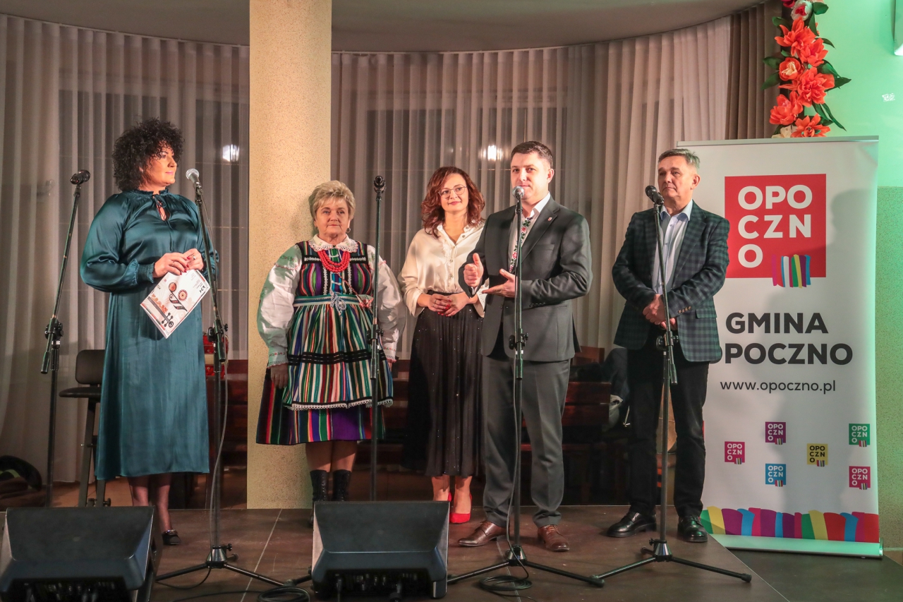 Otwarcie Oficjalne otwarcie pograjki