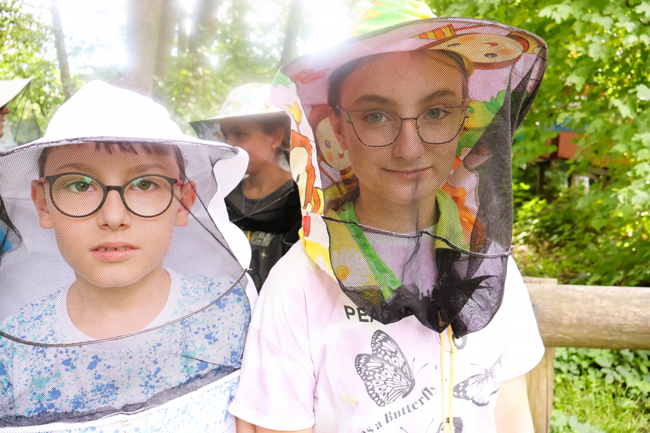 Mali pszczelarze