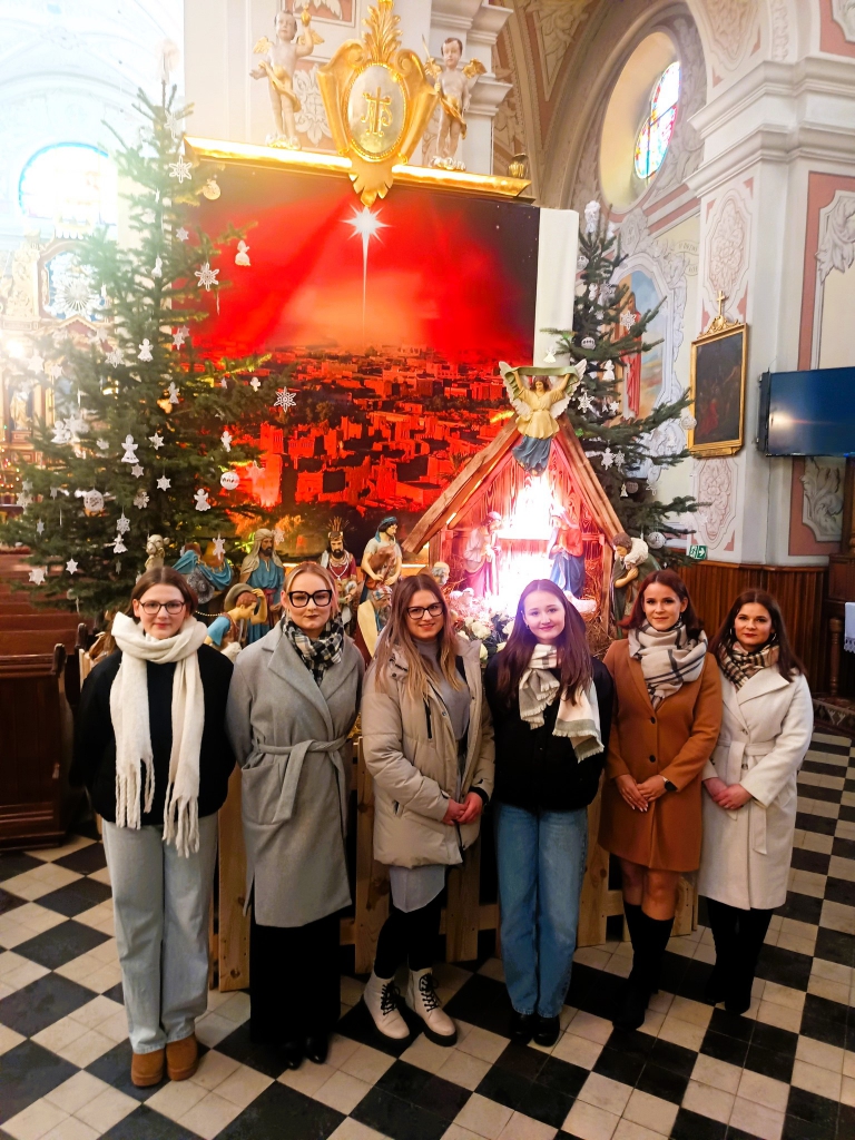 Staropolskie kolędowanie z zespołem Opoczyńskie Nuty Staropolskie kolędowanie z zespołem Opoczyńskie Nuty