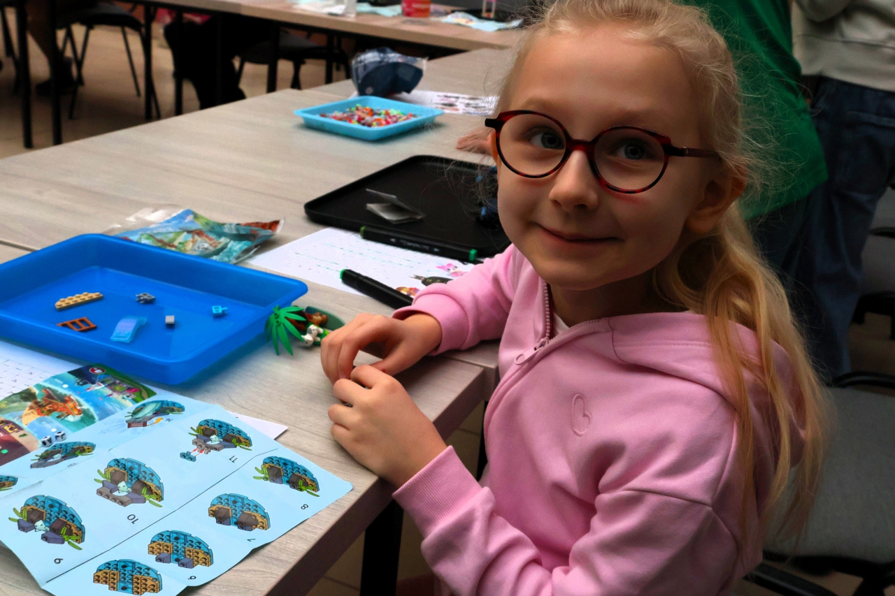 Dziewczyna na zajęciach