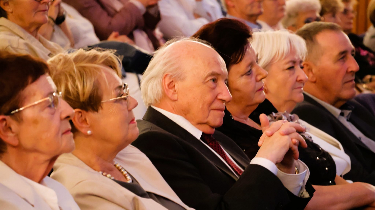 Publiczność i zaproszeni goście Publiczność i zaproszeni goście
