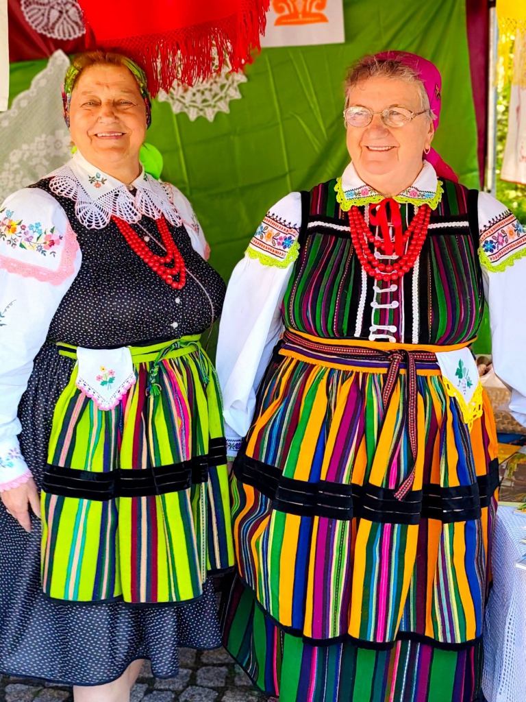 Twórczynie ludowe Twórczynie ludowe