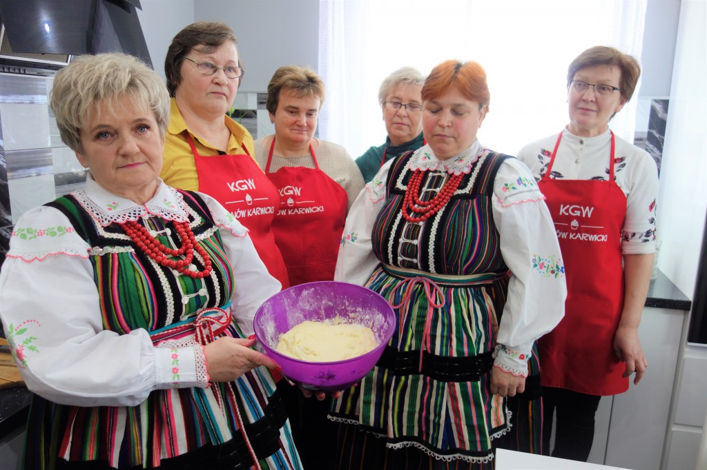 Pączki, faworki, róże!